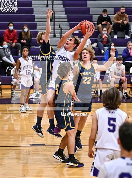 Thumbnail 1 in Moorefield @ Strasburg photogallery.