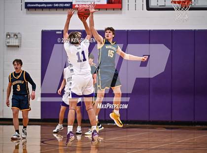 Thumbnail 1 in Moorefield @ Strasburg photogallery.