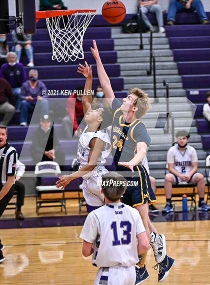Thumbnail 3 in Moorefield @ Strasburg photogallery.