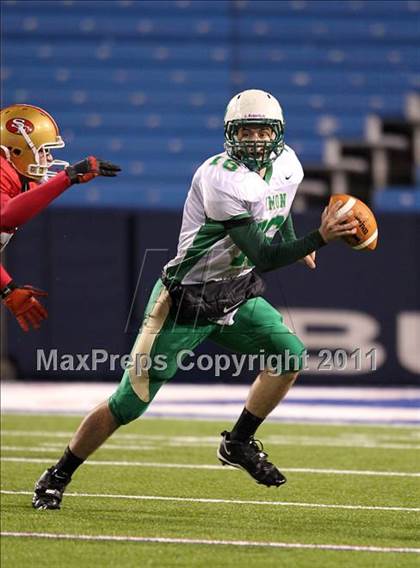 Thumbnail 2 in Bishop Timon-St. Jude vs. St. Francis (MMAA Semifinal) photogallery.