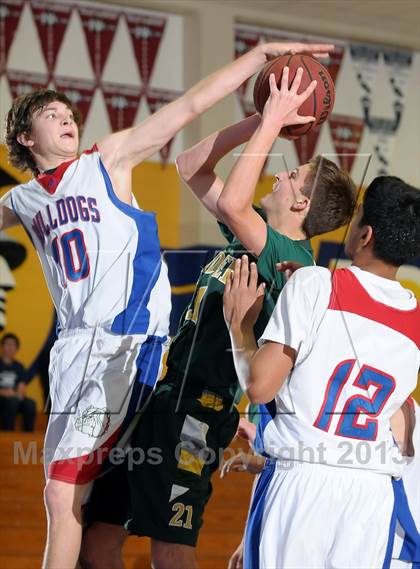 Thumbnail 3 in Rio Americano vs. Folsom (Trojan Toss-Up) photogallery.