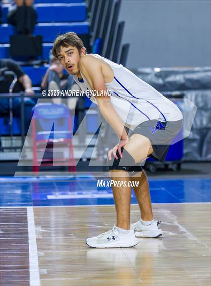 Thumbnail 2 in Severance vs. Lutheran (CHSAA 4A Round3) photogallery.