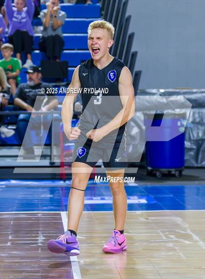 Thumbnail 1 in Severance vs. Lutheran (CHSAA 4A Round3) photogallery.
