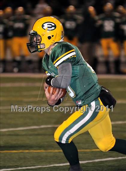 Thumbnail 2 in Mentor vs. St. Edward (OHSAA D1 Regional Quarterfinal) photogallery.