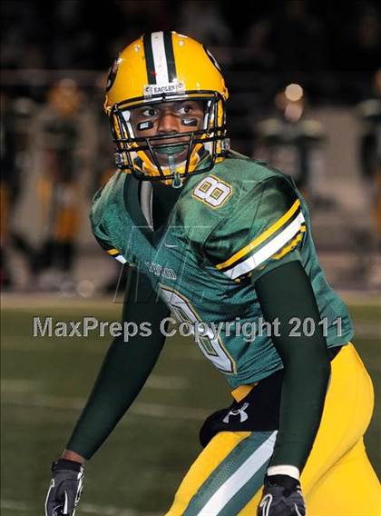 Thumbnail 2 in Mentor vs. St. Edward (OHSAA D1 Regional Quarterfinal) photogallery.