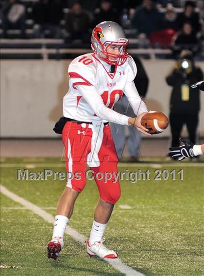 Thumbnail 1 in Mentor vs. St. Edward (OHSAA D1 Regional Quarterfinal) photogallery.