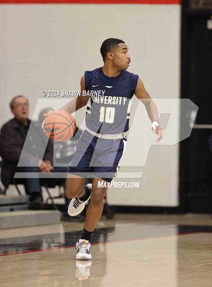 Thumbnail 1 in University vs. Sheridan (IHSAA 2A Sectional S43 Semifiinals) photogallery.