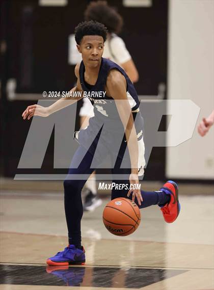 Thumbnail 1 in University vs. Sheridan (IHSAA 2A Sectional S43 Semifiinals) photogallery.