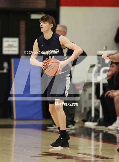 Thumbnail 1 in University vs. Sheridan (IHSAA 2A Sectional S43 Semifiinals) photogallery.