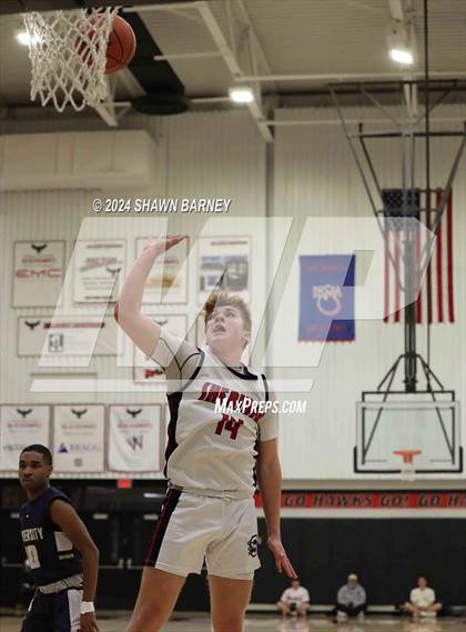Thumbnail 3 in University vs. Sheridan (IHSAA 2A Sectional S43 Semifiinals) photogallery.
