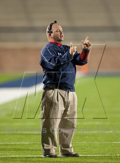 Thumbnail 1 in Creekview vs. Centennial (UIL 4A Bi-District Playoff) photogallery.