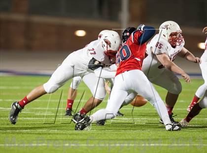 Thumbnail 2 in Creekview vs. Centennial (UIL 4A Bi-District Playoff) photogallery.
