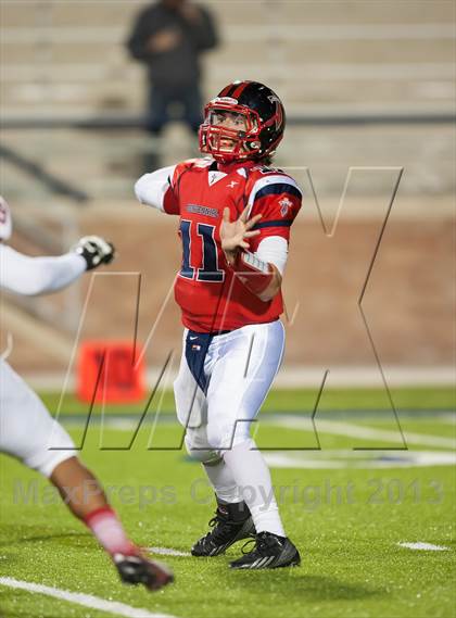 Thumbnail 1 in Creekview vs. Centennial (UIL 4A Bi-District Playoff) photogallery.