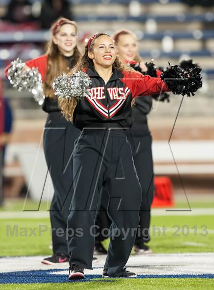 Thumbnail 2 in Creekview vs. Centennial (UIL 4A Bi-District Playoff) photogallery.