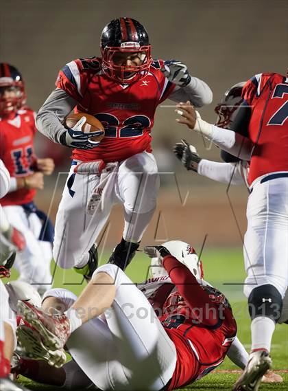 Thumbnail 2 in Creekview vs. Centennial (UIL 4A Bi-District Playoff) photogallery.