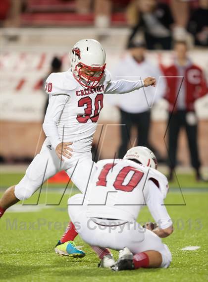 Thumbnail 2 in Creekview vs. Centennial (UIL 4A Bi-District Playoff) photogallery.