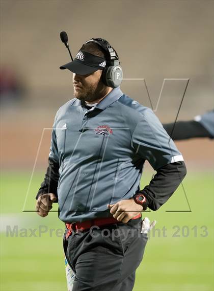 Thumbnail 3 in Creekview vs. Centennial (UIL 4A Bi-District Playoff) photogallery.