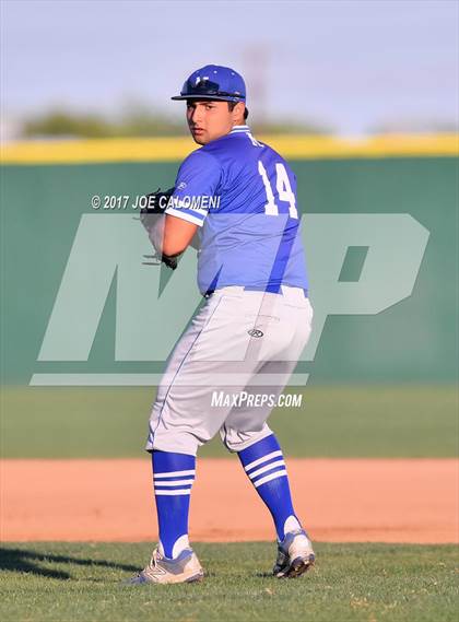 Thumbnail 2 in Reagan [Ronald] vs. MacArthur [Douglas] photogallery.
