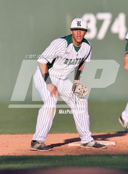 Thumbnail 2 in Reagan [Ronald] vs. MacArthur [Douglas] photogallery.