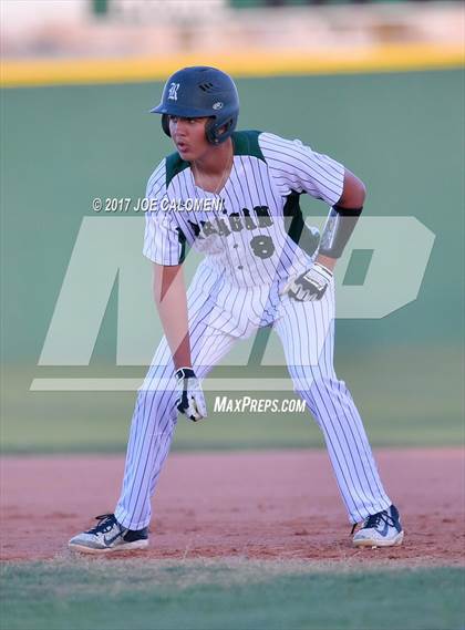 Thumbnail 3 in Reagan [Ronald] vs. MacArthur [Douglas] photogallery.