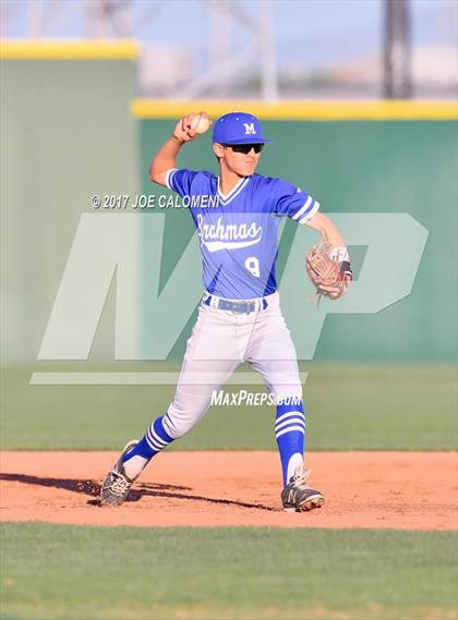 Thumbnail 1 in Reagan [Ronald] vs. MacArthur [Douglas] photogallery.