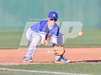 Thumbnail 2 in Reagan [Ronald] vs. MacArthur [Douglas] photogallery.