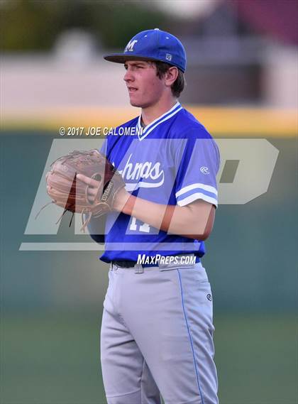 Thumbnail 2 in Reagan [Ronald] vs. MacArthur [Douglas] photogallery.