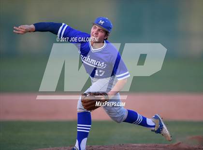 Thumbnail 3 in Reagan [Ronald] vs. MacArthur [Douglas] photogallery.