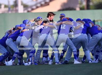 Thumbnail 3 in Reagan [Ronald] vs. MacArthur [Douglas] photogallery.