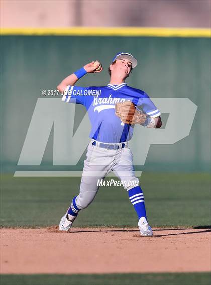 Thumbnail 3 in Reagan [Ronald] vs. MacArthur [Douglas] photogallery.