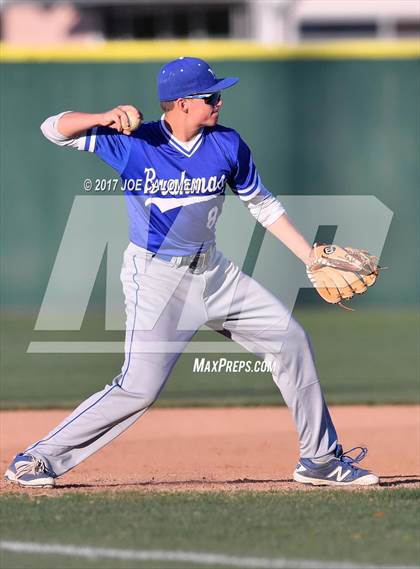 Thumbnail 2 in Reagan [Ronald] vs. MacArthur [Douglas] photogallery.