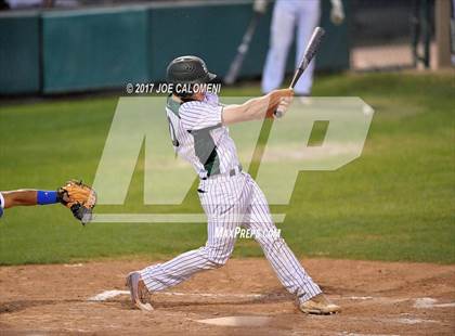 Thumbnail 2 in Reagan [Ronald] vs. MacArthur [Douglas] photogallery.