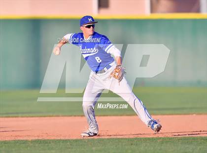 Thumbnail 2 in Reagan [Ronald] vs. MacArthur [Douglas] photogallery.