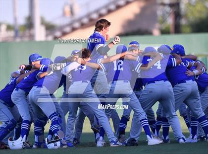 Thumbnail 1 in Reagan [Ronald] vs. MacArthur [Douglas] photogallery.