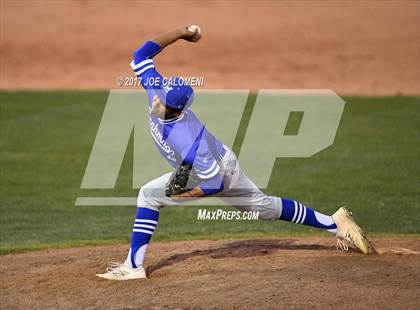 Thumbnail 2 in Reagan [Ronald] vs. MacArthur [Douglas] photogallery.