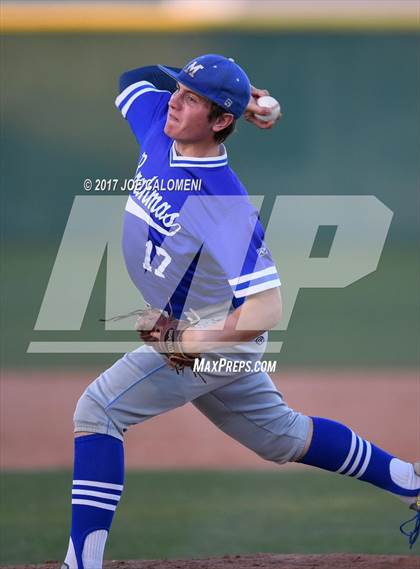 Thumbnail 2 in Reagan [Ronald] vs. MacArthur [Douglas] photogallery.