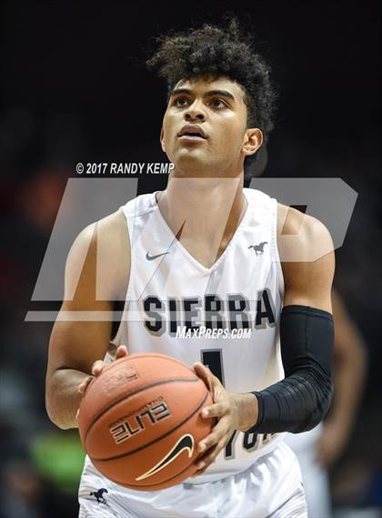 Thumbnail 2 in Findlay Prep vs Sierra Canyon (Bass Pro Tournament of Champions) photogallery.