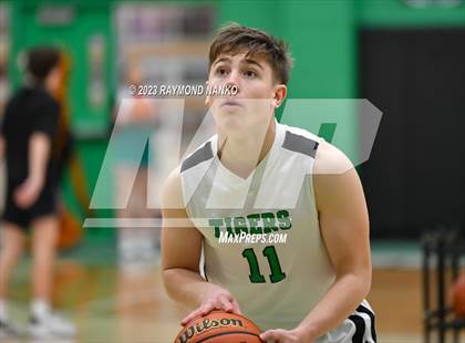 Thumbnail 3 in Wapahani @ Yorktown  photogallery.