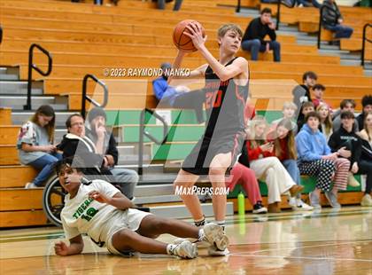 Thumbnail 1 in Wapahani @ Yorktown  photogallery.