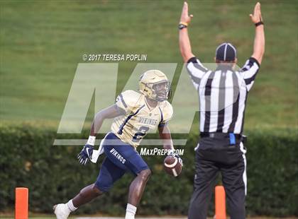 Thumbnail 3 in Etowah @ Spartanburg photogallery.