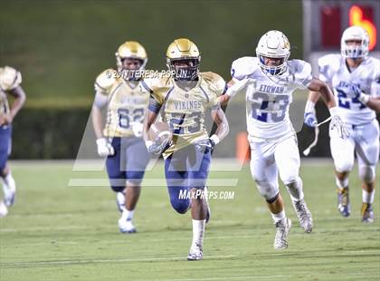 Thumbnail 1 in Etowah @ Spartanburg photogallery.