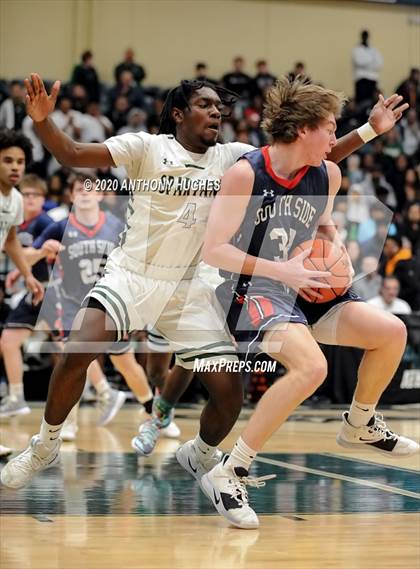 Thumbnail 3 in Elmont Memorial vs. South Side (Section VIII Class A Championship) photogallery.