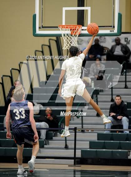Thumbnail 3 in Elmont Memorial vs. South Side (Section VIII Class A Championship) photogallery.