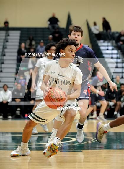 Thumbnail 2 in Elmont Memorial vs. South Side (Section VIII Class A Championship) photogallery.