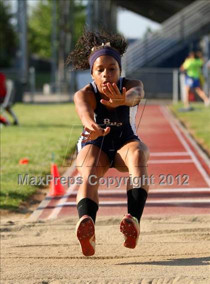 Thumbnail 2 in SWYL Varsity Finals (All Girls Events) photogallery.