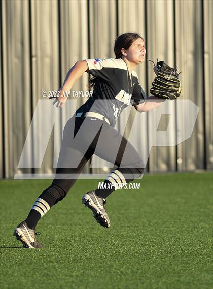 Thumbnail 2 in Archer City @ Graford photogallery.