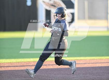 Thumbnail 1 in Archer City @ Graford photogallery.