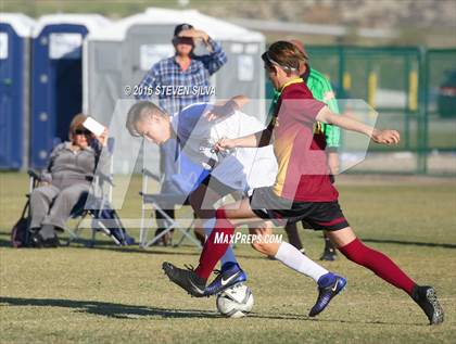 Thumbnail 2 in Cathedral vs. Torrey Pines (22nd Annual SoCal Soccer Classic) photogallery.