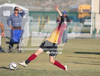 Thumbnail 3 in Cathedral vs. Torrey Pines (22nd Annual SoCal Soccer Classic) photogallery.