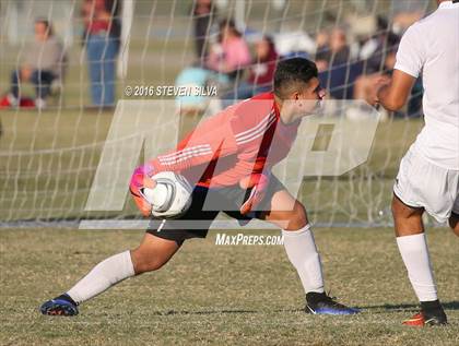 Thumbnail 2 in Cathedral vs. Torrey Pines (22nd Annual SoCal Soccer Classic) photogallery.